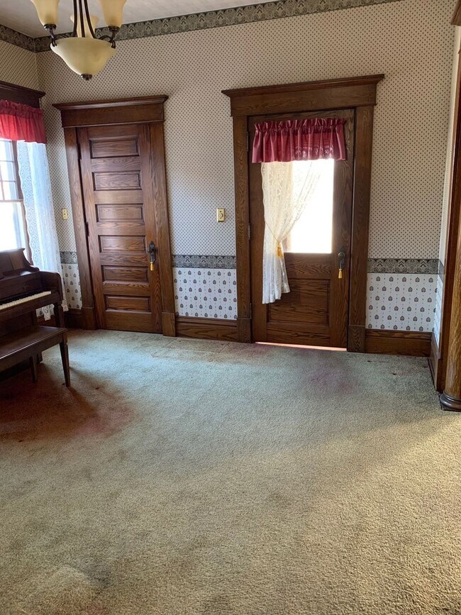 Foto del edificio - Beautiful Brick 2 Bedroom House in the Heart of Lancaster