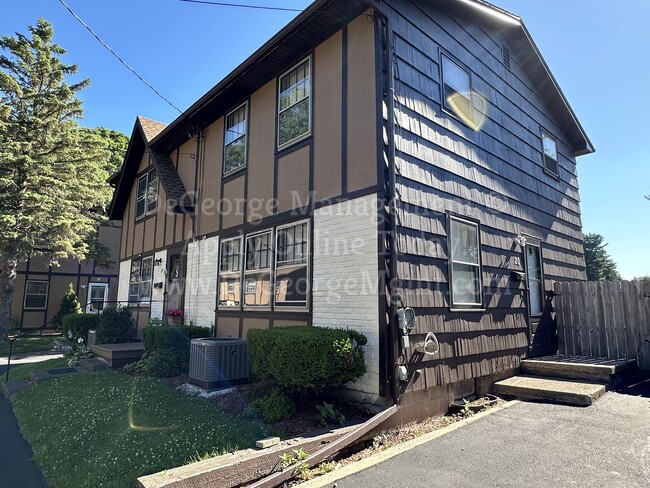 Interior Photo - Sterling Square Townhomes