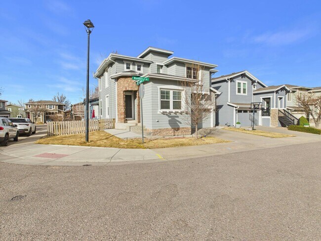 Foto del edificio - 2899 Woodbriar Dr