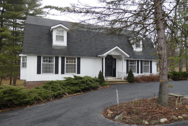 Building Photo - 10697 Braeburn Rd