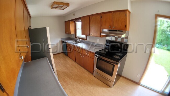 Foto del edificio - 2645 2nd Ave
