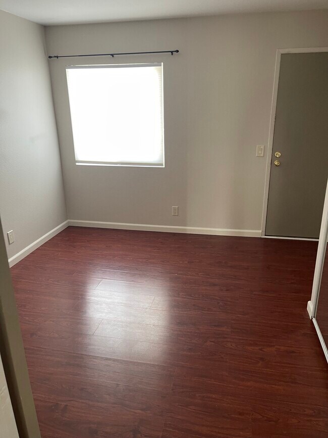 dormitorio secundario - 201 S Ventura Rd