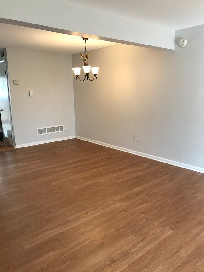 Dining area - 473 Summit House