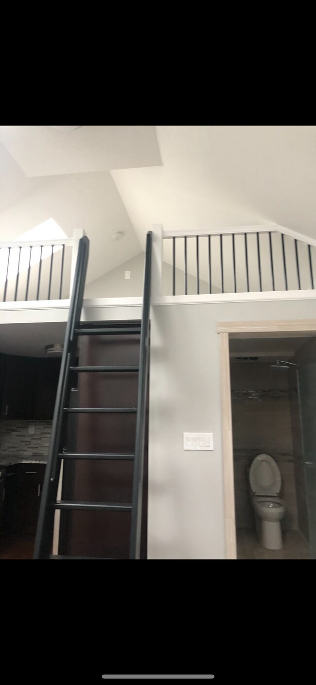 Building Photo - 11311 15th Ave NE