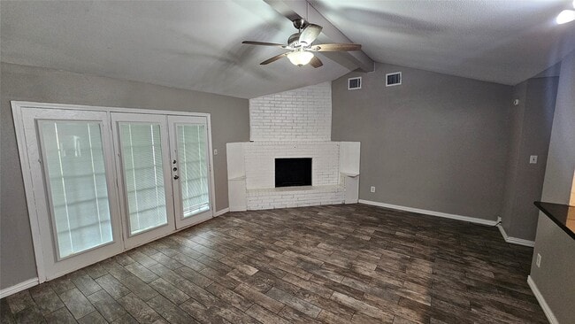 Building Photo - 10007 Winding Trail Rd