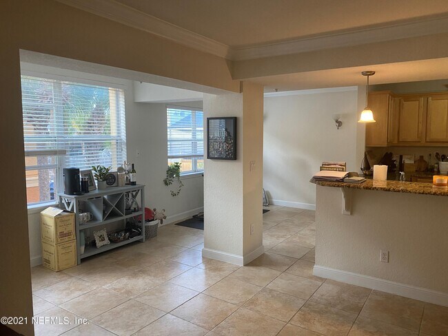 Building Photo - 108 Laguna Villa Blvd