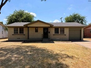 Building Photo - 4603 Western Hills Dr