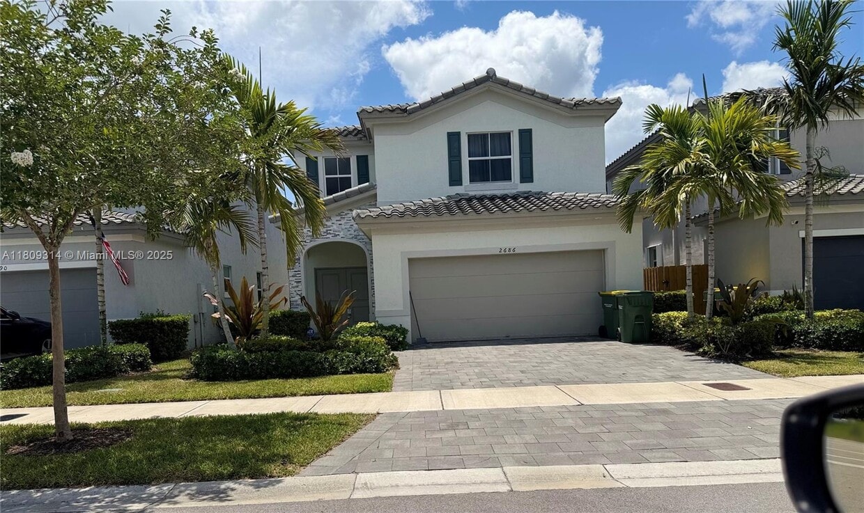 Foto principal - 2686 SE 13th Ct