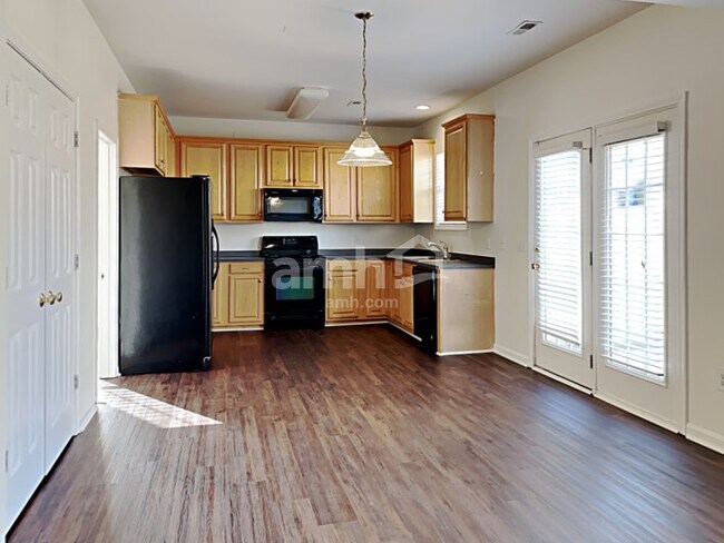 Building Photo - 101 Tagus Ct