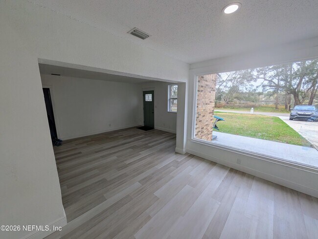 Foto del edificio - 1454 Ribault Scenic Dr