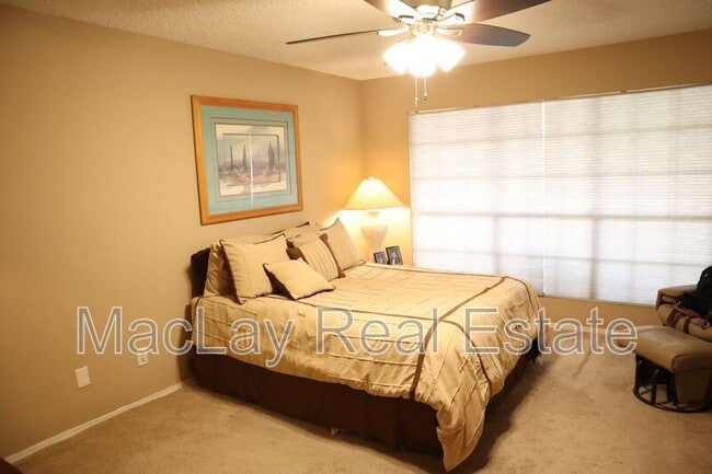 Building Photo - 4287 E Cassia Way