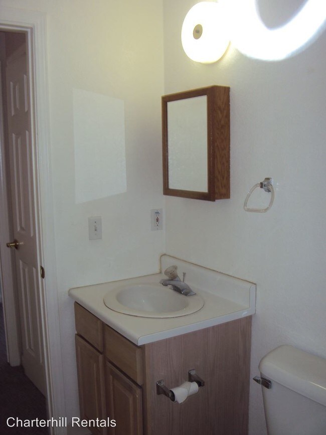 Building Photo - 1 br, 1 bath House - 2597 Giffen Avenue