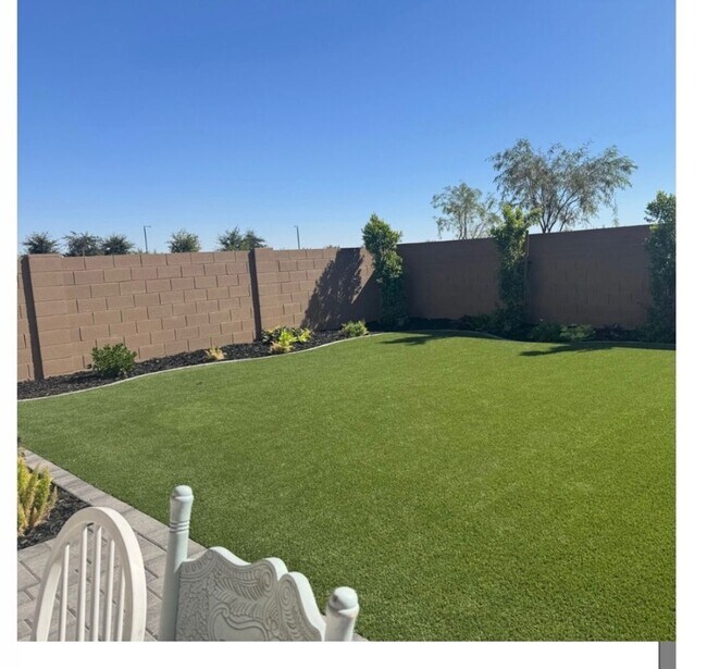 Foto del edificio - Charming 3BR House in San Tan Valley