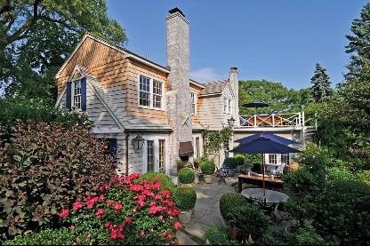 Foto del edificio - 12 Huntington Ln