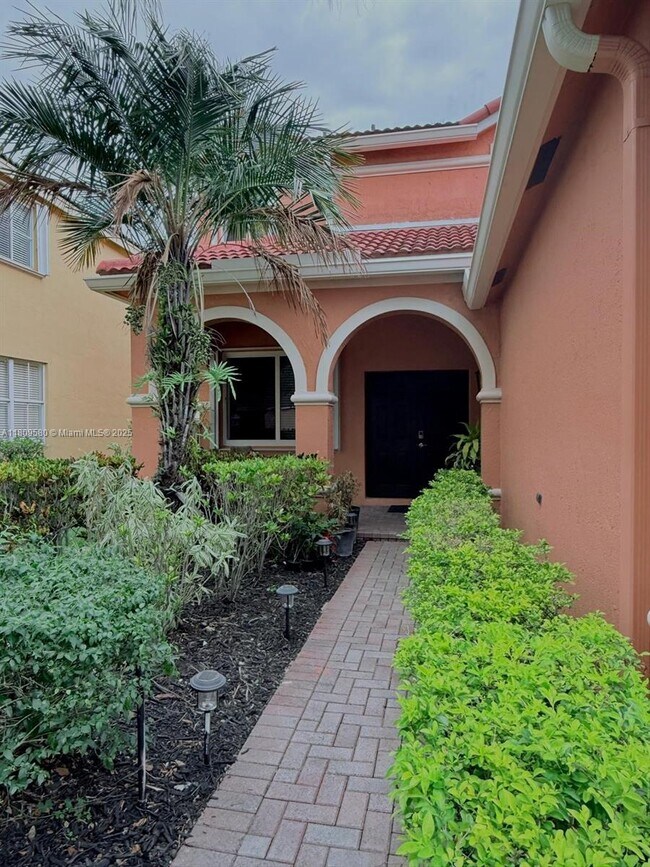Building Photo - 1463 Banyan Way