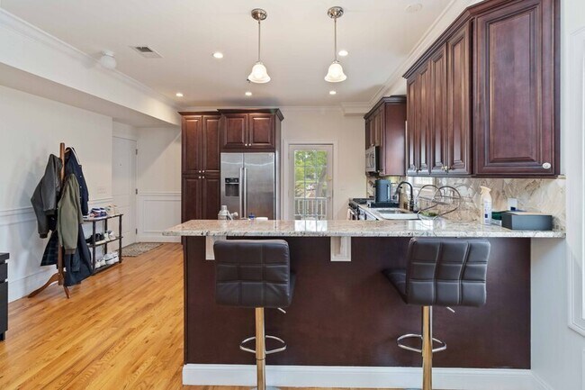 Photo - 14 Elmer St Apartment