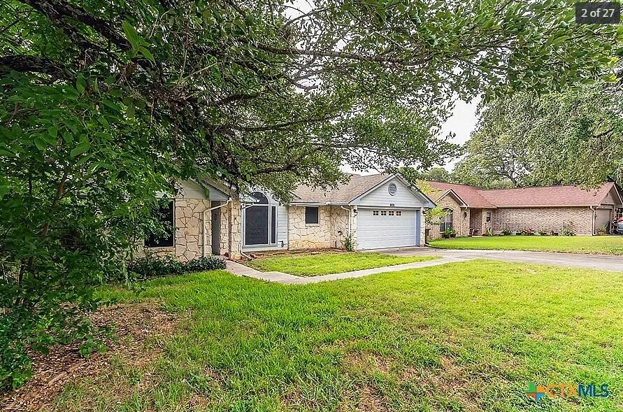 Primary Photo - 1701 Century Oaks Dr