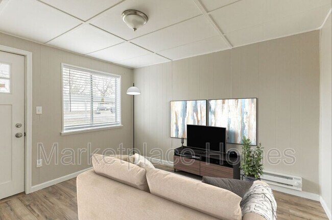 Building Photo - 8810 Rose Rd SW