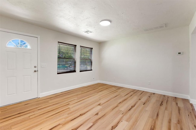 Building Photo - 1225 NW 99th St