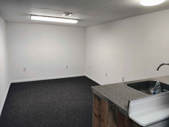 Building Photo - 96 N Terrace Pl