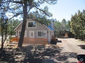 Building Photo - 1621 W Huning