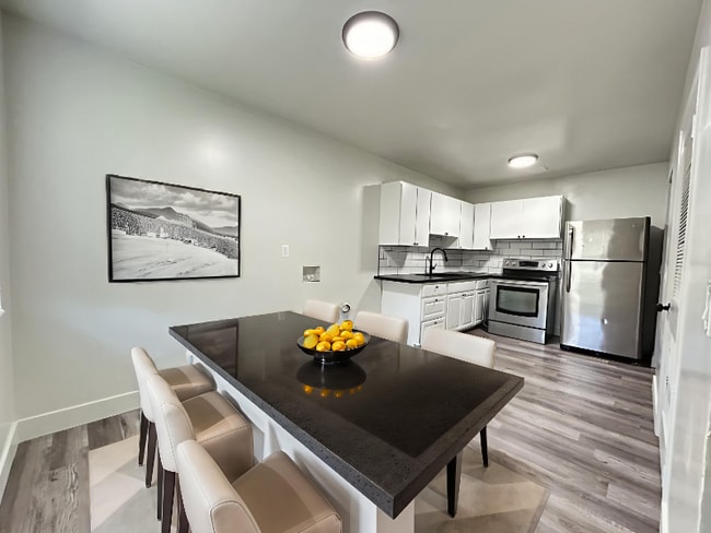 Photo - 1340 S 200 E Apartment