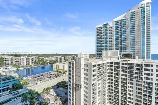 Foto del edificio - 3535 S Ocean Dr