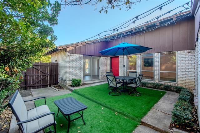 Foto del edificio - 13351 Kit Ln