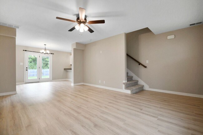 Foto del edificio - Pet Friendly Three Bedroom!