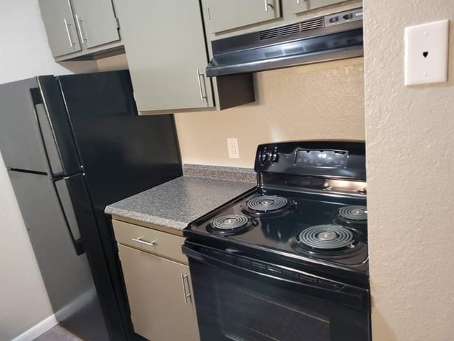 Foto del edificio - 505 N Main St