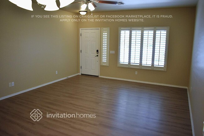 Building Photo - 309 S 117th Dr