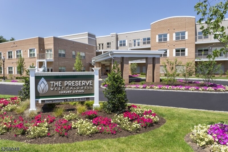 Foto principal - 475 Passaic Ave