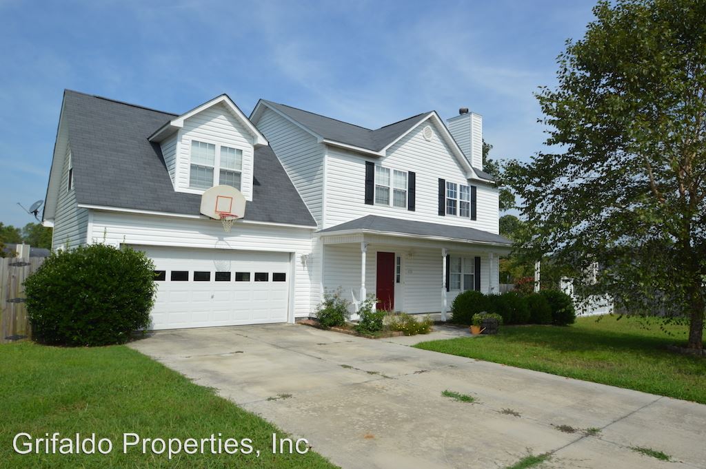 Primary Photo - 172 Wheaton Dr