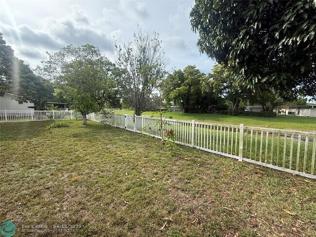 Foto del edificio - 7008 NW 81st St