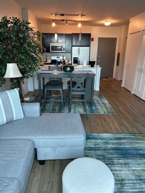 Foto del edificio - 3740 N Halsted St