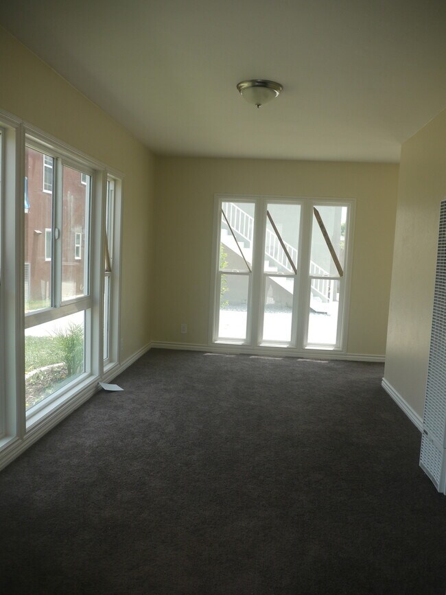 Foto del edificio - One bedroom California Bungalow