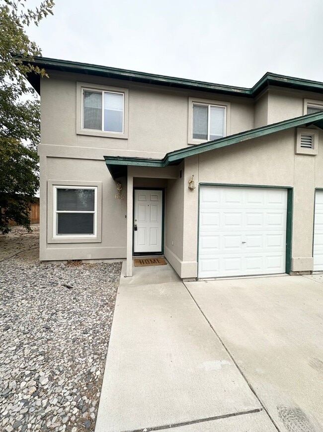 Building Photo - 685 Leslie Ct