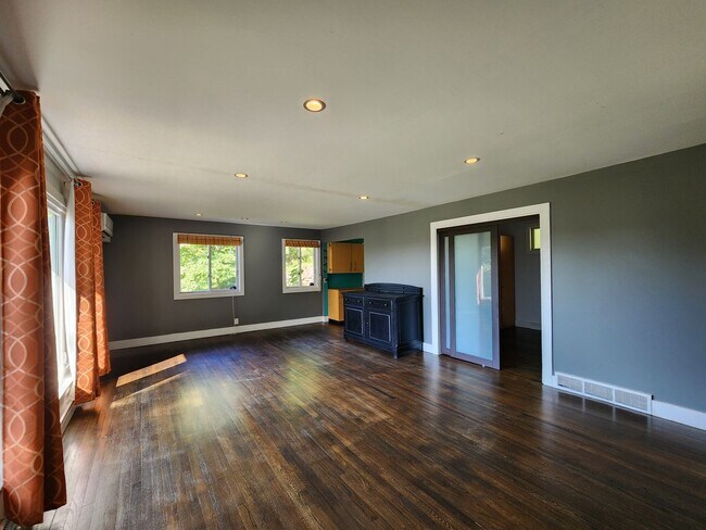 Foto del edificio - West Asheville Rental!