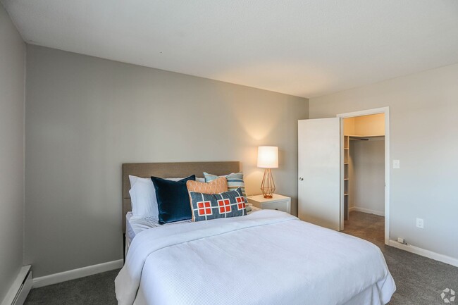 Interior Photo - Lakeview Gardens Apartments