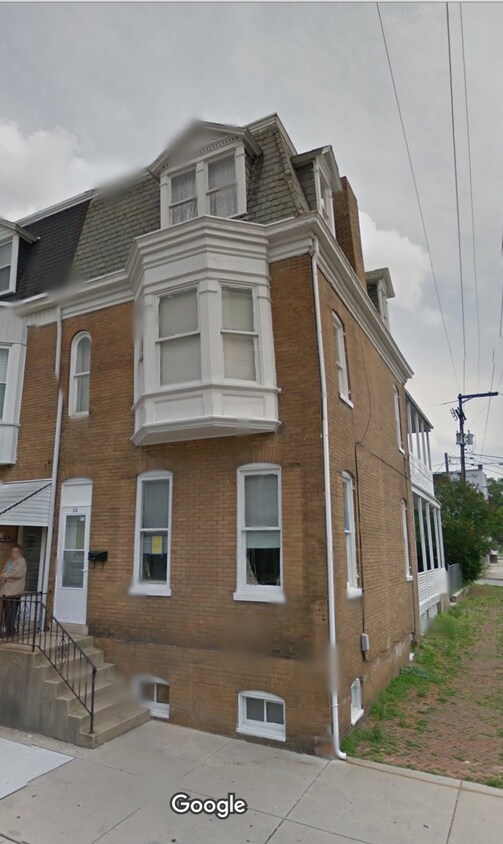 Primary Photo - 901 W Poplar St