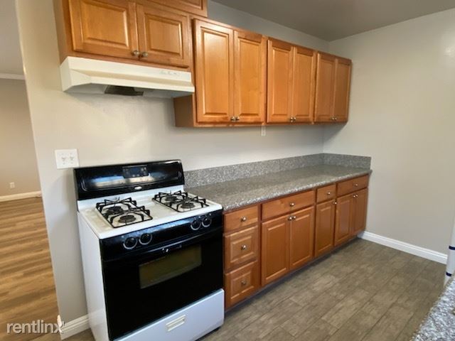 Foto del edificio - 353 W Alameda Ave