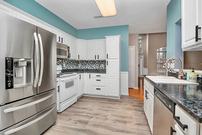 Foto del edificio - 14571 Angela Dawn Ln
