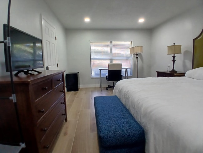 Foto del edificio - 5303 Glen Harwell Rd