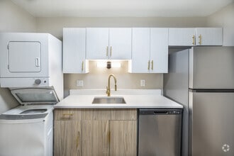 Interior Photo - Pembroke Lake Apartments