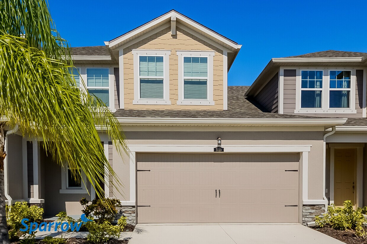 5725 Silverbridge Trail Townhome Rentals in Bradenton FL