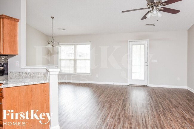 Foto del edificio - 435 Stephanie Dr