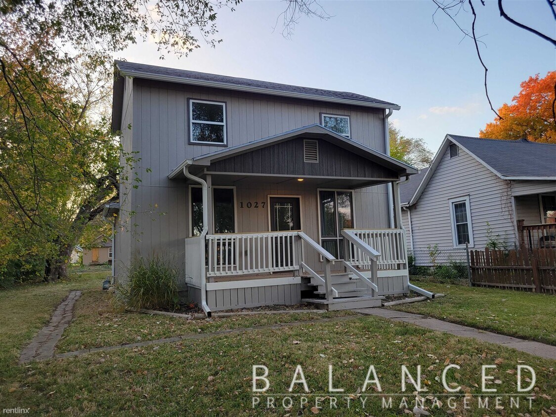 3 br, 1 bath House 1027 SW Woodward Ave House Rental in Topeka, KS