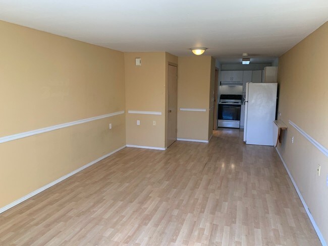 Building Photo - Seward Park Studio