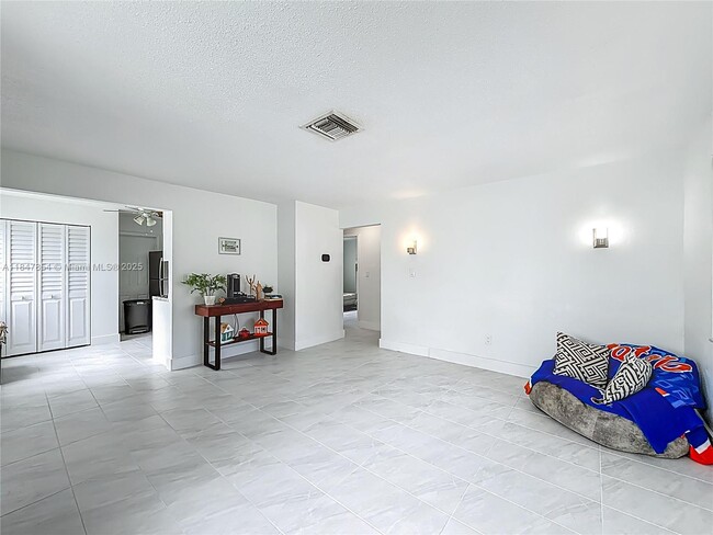 Foto del edificio - 2223 Liberty St