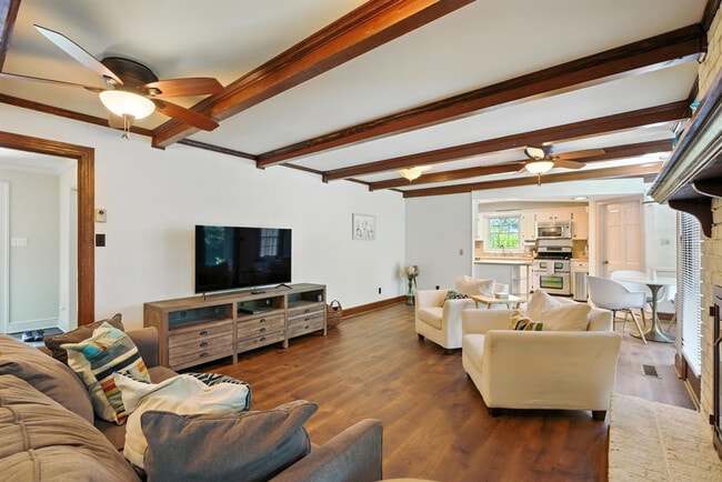 Foto del edificio - 6700 Middleboro Dr
